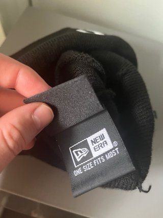 Gorro Supreme x New Era Negro original