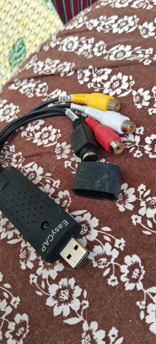 Adaptador EasyCAP USB 2.0