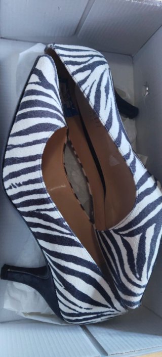 Zapatos tacón cebra talla 36