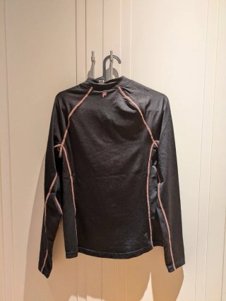 Fila Top Manga Larga Negro y Rosa