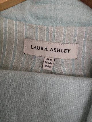 Traje 2 piezas y vestido largo Laura Ashley