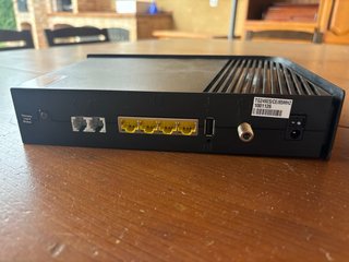Router Arris TG2492