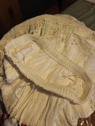 Falda larga blanca de encaje