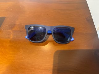 Gafas de sol infantiles RayBan azules