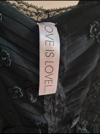 Vestito Love is Love nero