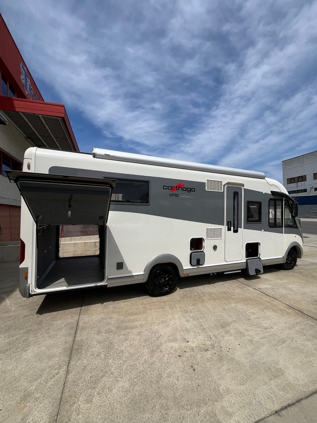 AUTOCARAVANA Carthago51QG Chic e-Line
