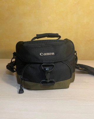 Cámara Canon EOS 750D + Accesorios