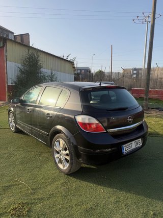 Opel Astra UNICO DUEÑO ETIQUETA B