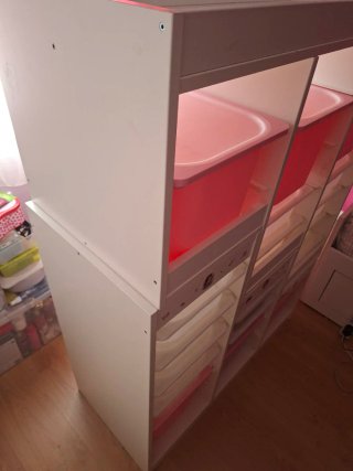 Mueble Almacenaje Trofast Rosa y Blanco