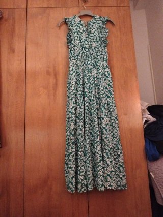 Vestido largo verde estampado margaritas