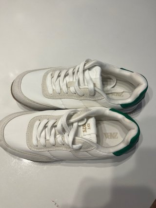 Zapatillas Zara Talla 35 Blancas y Verdes