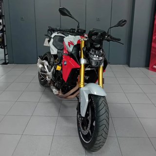 BMW F 900 R   (modelo actual) BMW F 900 R 2020 2020