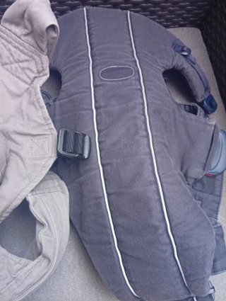 2 mochilas + mosquitera minicuna sin usar + pañuel