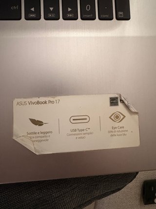 ASUS VivoBook Pro 17 N705UD Full HD