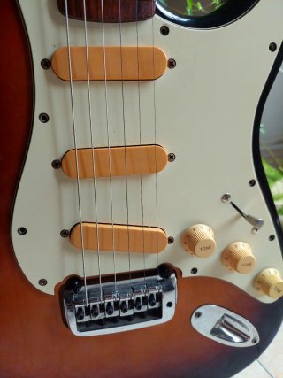 Fenix 1989 Korea Young Chang Stratocaster Fender