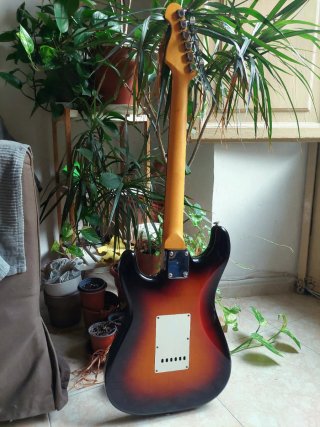 Fenix 1989 Korea Young Chang Stratocaster Fender