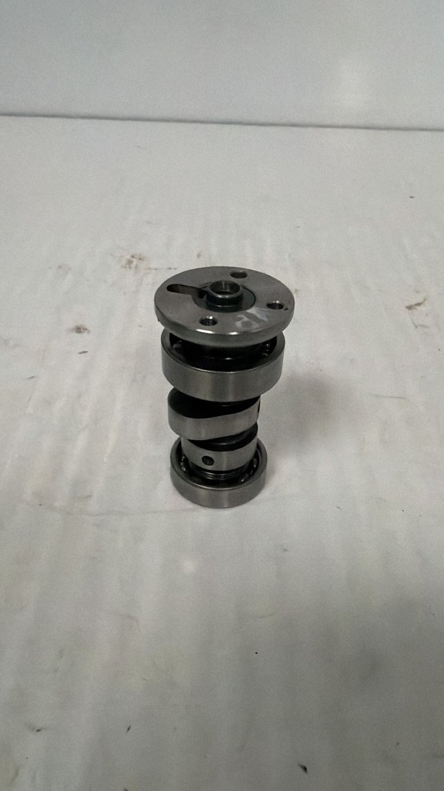 Árbol de levas del motor para Kymco, K-XCT 125. REF. 14100-LFA7-E00