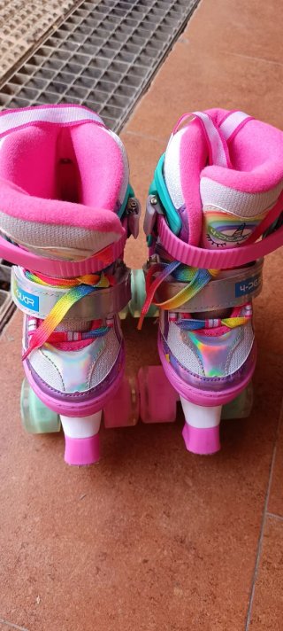 Patines niña con luces. Talla 30/33