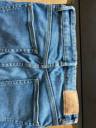 Pantalón pitillo azul