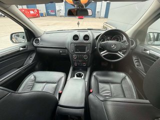 Mercedes-Benz  GL 2010