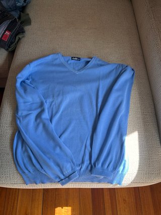 Jersey azul cuello pico Dustin hombre