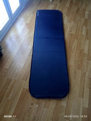 Colchoneta inflable azul