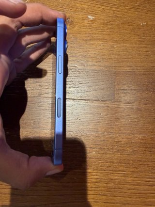 iPhone 16 128GB Azul