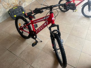 Bicicleta infantil B-PRO roja