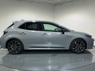 Toyota Corolla 180h ADVANCE
