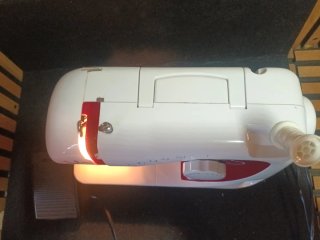 Máquina de coser Jata Generis 695
