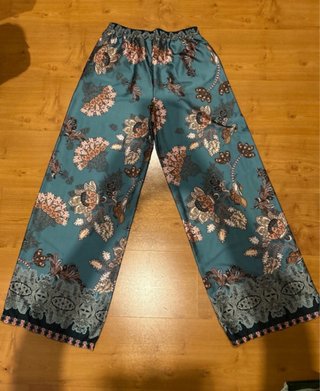 Casaco e Calça Estampados