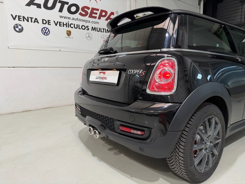 MINI Cooper S 2011, foto 17