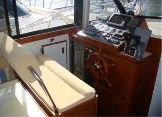 Embarcación Bertram 33 - 1990, esl:8,90 Z