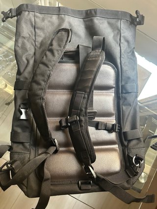 Mochila Givi Piel Negra y Marrón Gran Capacidad