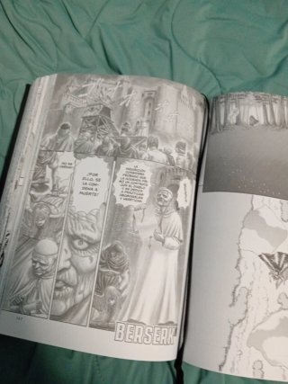 Berserk Master Edition Vol. 1