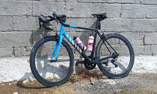Bicicleta Canyon Blu e Nero
