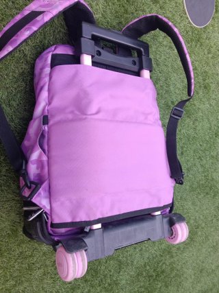 Mochila Totto Camuflaje Morado Ruedas