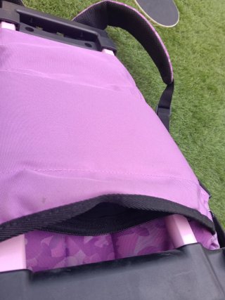 Mochila Totto Camuflaje Morado Ruedas