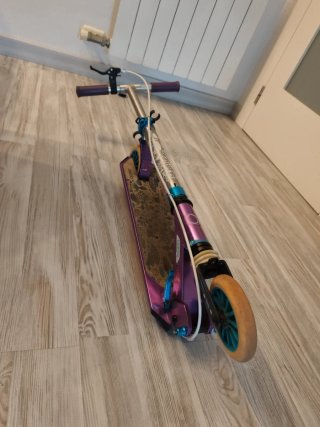 Patinete Oxelo morado
