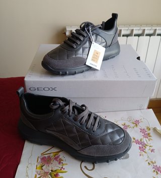 Zapatillas Geox Piel Talla 36 de 99.90€