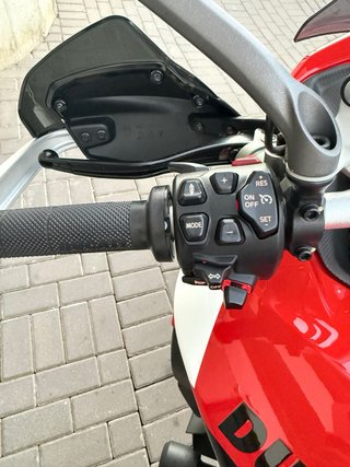 Ducati Multistrada V4 Pikes Peak 2023 (CAMBIO)