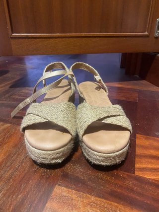 Sandalias cuña yute beige