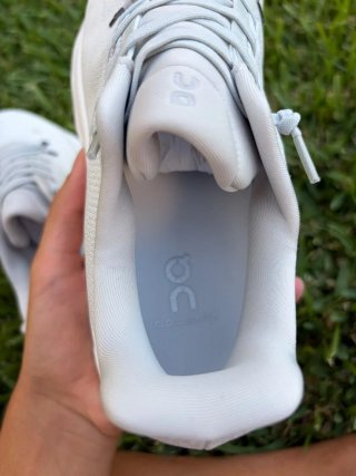 Zapatillas On Running Cloud 5 Talla 39 Nuevas