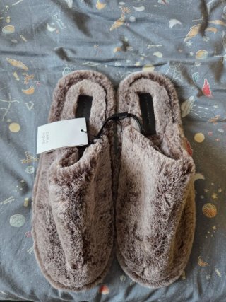 Zapatillas Zara Home peludas talla M
