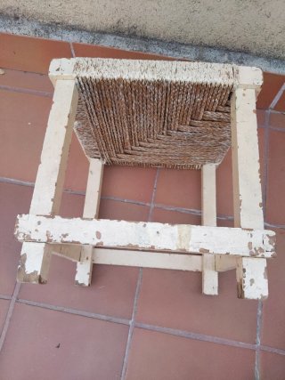 Banqueta taburete antiguo enea y madera maciza