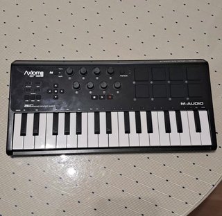 Controlador M-AUDIO Axiom Air Mini 32 USB-MIDI