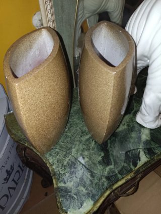 Jarrón piedra dorado