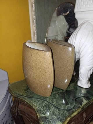 Jarrón piedra dorado