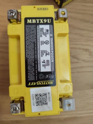 Batería MOTOBATT MBTX9U Moto AGM