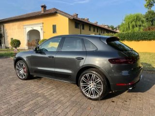 Porsche Macan S